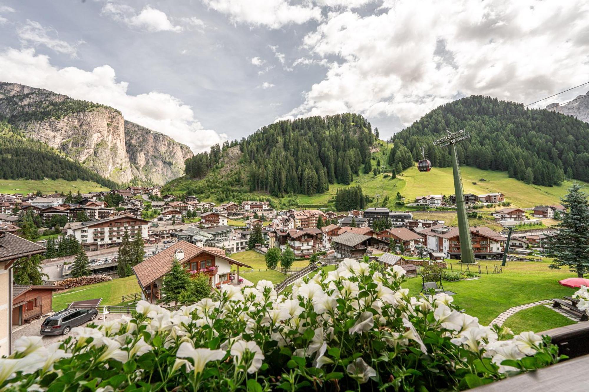 Garni La Bercia Hotel Sëlva di Val Gardena Eksteriør billede