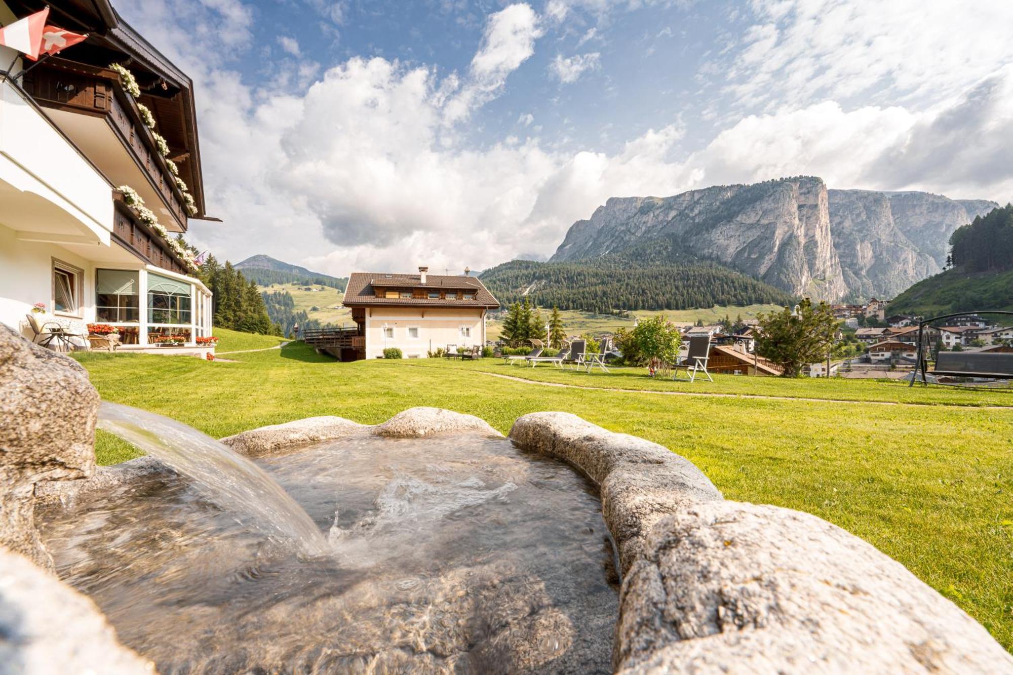 Garni La Bercia Hotel Sëlva di Val Gardena Eksteriør billede