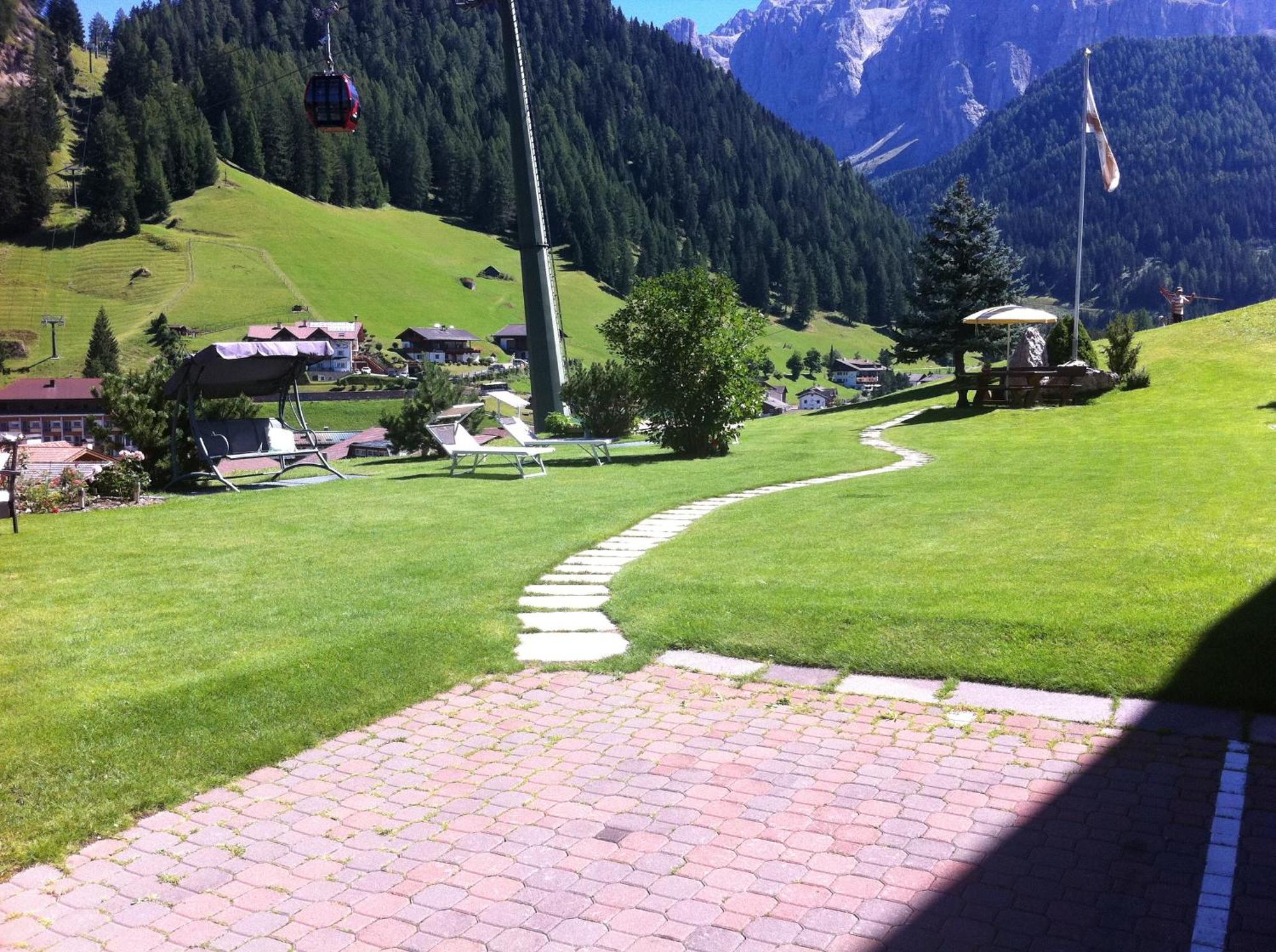 Garni La Bercia Hotel Sëlva di Val Gardena Eksteriør billede