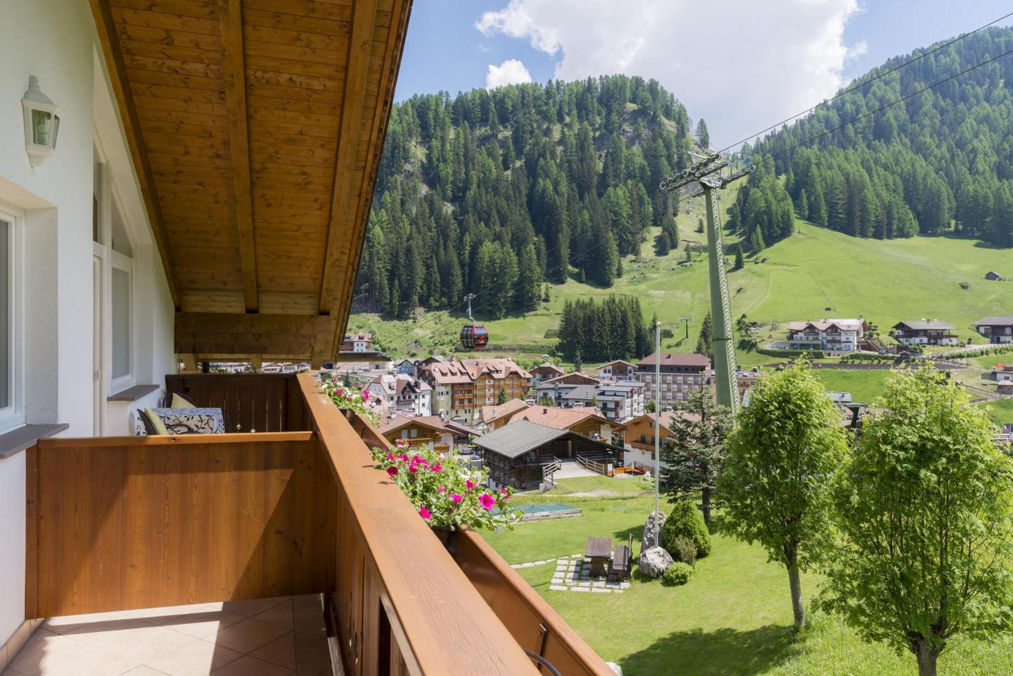 Garni La Bercia Hotel Sëlva di Val Gardena Værelse billede